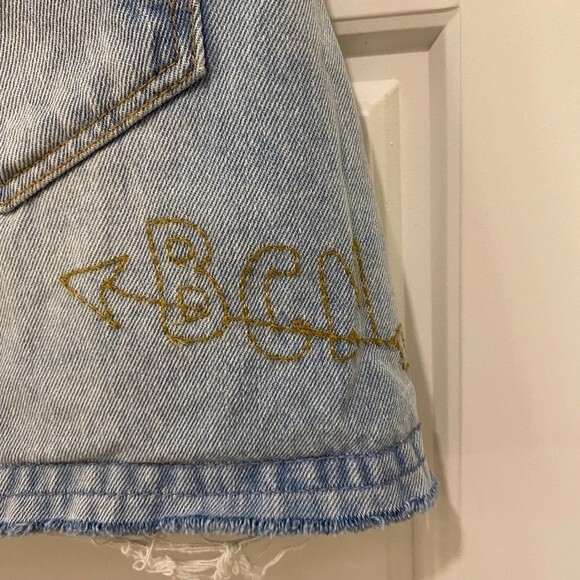 Zara Trafaluc Denim Distressed Mini Skirt. Embroidered. Blue. Large. Streetwear. - Picture 9 of 13